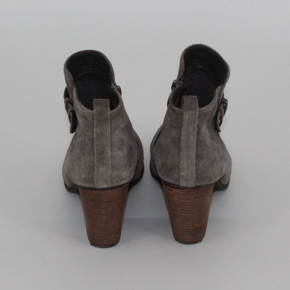 boots - Picture 5 of 8